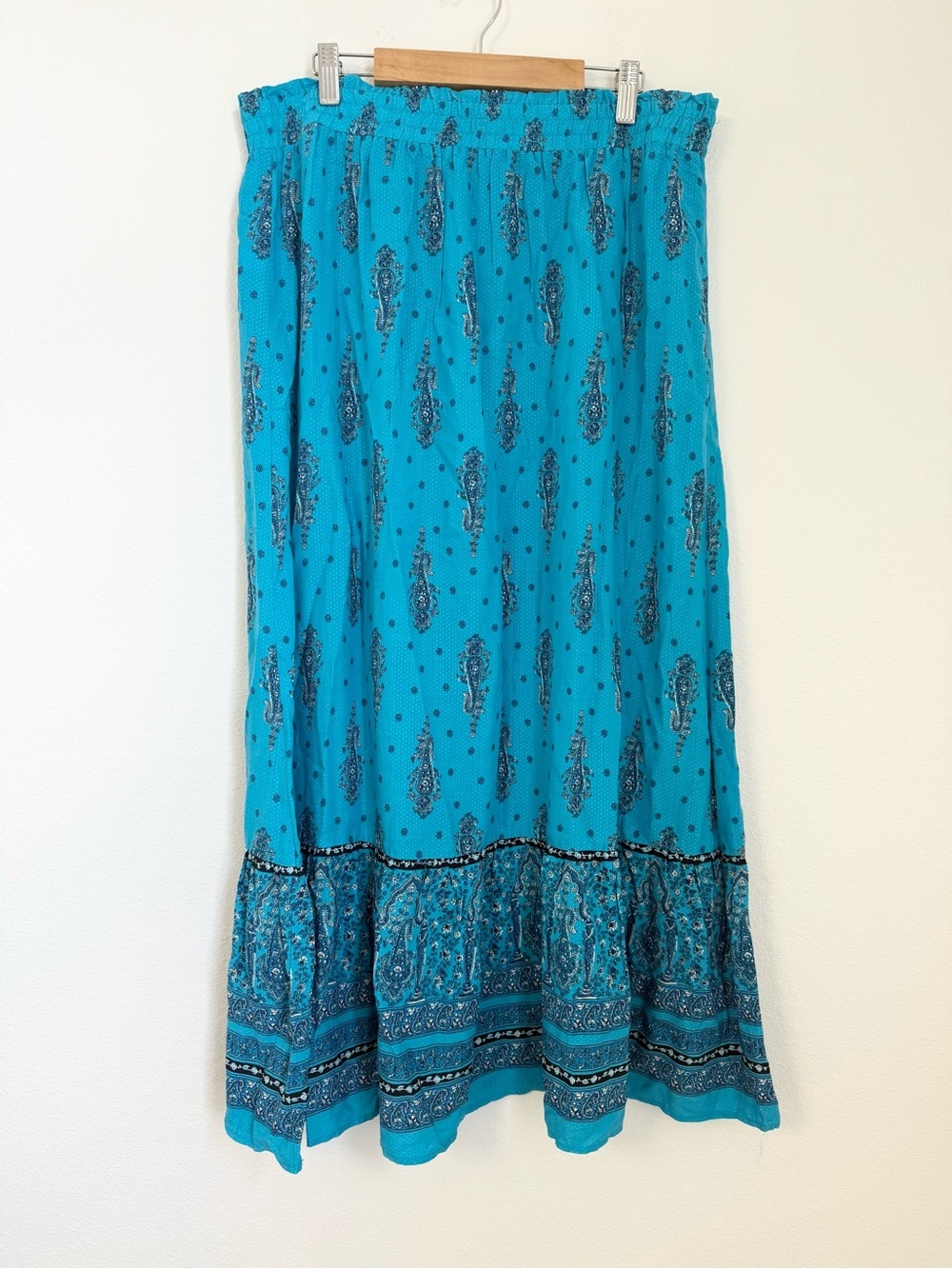LOFT Beautiful Flowy Turquoise Blue Paisley Print Midi Maxi Skirt Size L NWT